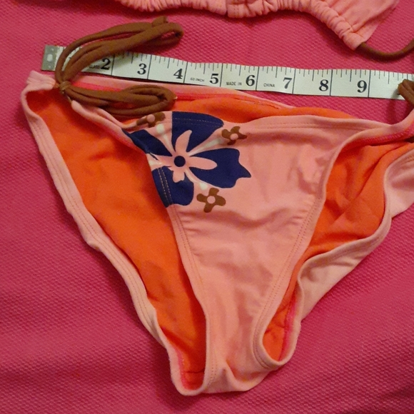 Bathing Suit - Picture 3 of 4